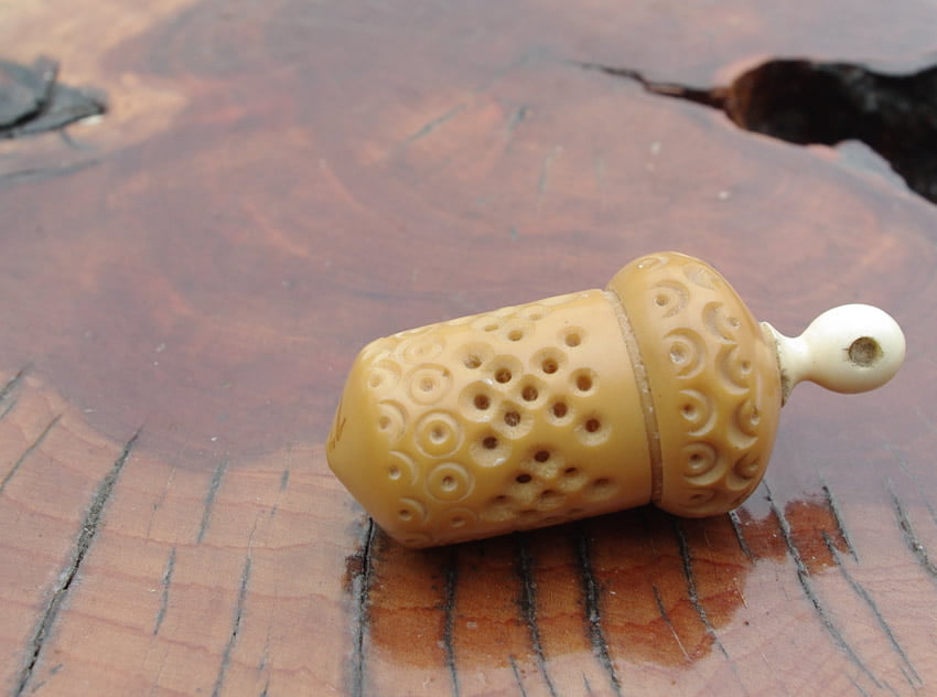 Stanhope Vegetable Ivory Thimble Case, Aberystwyth - Image 3