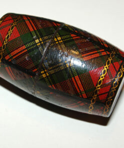 Tartanware Barrel Shaped Thimble Holder (McLean) - Image 6