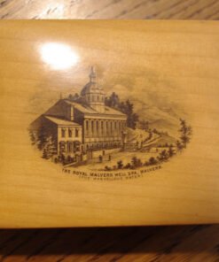 Alternative view of Mauchline ware  Box "Royal Malvern Well Spa Malvern The Marvellous Water".