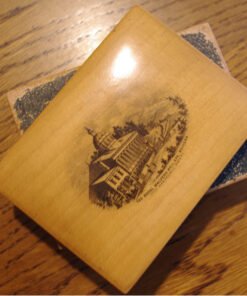 Mauchline ware  Box "Royal Malvern Well Spa Malvern The Marvellous Water".