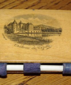 Mauchline ware Needlecase "Chateau de Vizille ".