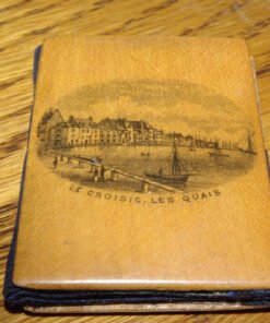 Mauchline ware Needlecase "Le Croisici Quai ".