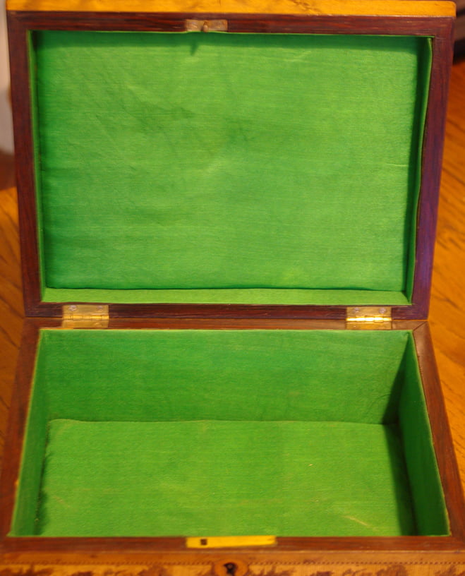 Tunbridgeware Muckcross Abbey Workbox - Image 4