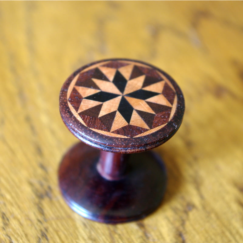 Tunbridgeware Single Cotton Reel Holder. - Image 2