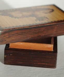 Tunbridgeware Trinket Box with Dog - Image 4