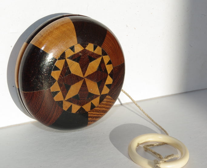 Tunbridgeware Yo Yo - Image 5