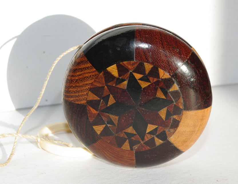 Tunbridgeware Yo Yo - Image 4