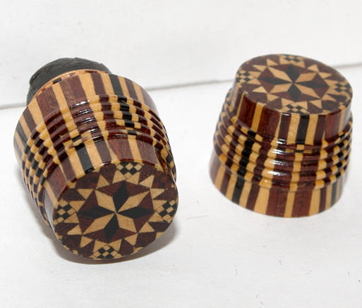 Tunbridgeware Barrel Waxer - Image 2