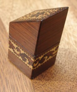 Tunbridgeware Lozenge Needles Box - Image 5