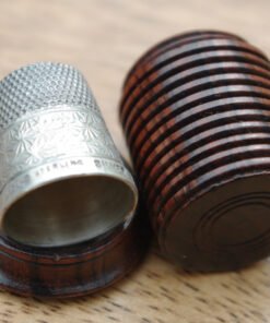 Tunbridgeware Rosewood Ribbed Thimble Holder - Image 4