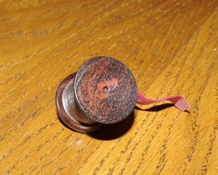 Tunbridgeware Ribbed Tape Measure - Image 4