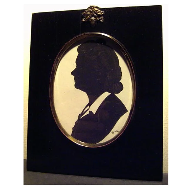 Captain Oakley Silhouette Lady